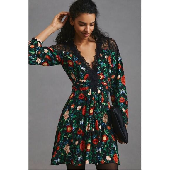 NEW By Anthropologie Lacy Floral Plunge V-Neck Mini Dress Size 8 - Picture 1 of 8